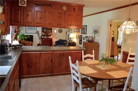 6586 Francis St, Gloucester, VA 23061 photo 17