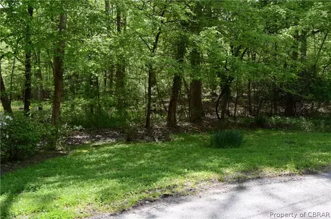 6586 Francis St, Gloucester, VA 23061 photo 40