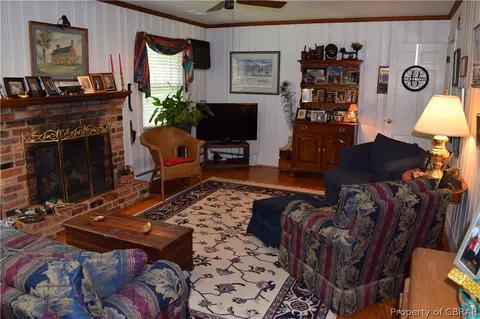 6586 Francis St, Gloucester, VA 23061 photo 11