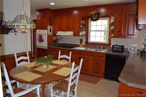 6586 Francis St, Gloucester, VA 23061 photo 18