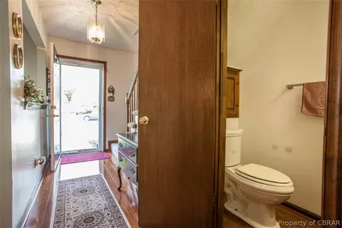 530 Hollomon Dr, Hampton, VA 23666 photo 12