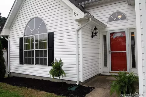 121 Treslyn Trce, Hampton, VA 23666 photo 2