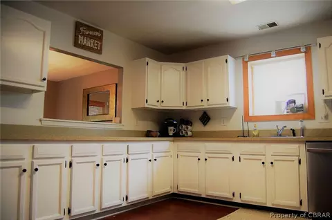 121 Treslyn Trce, Hampton, VA 23666 photo 8