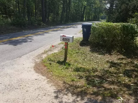 4860 Hickory Fork Rd, Gloucester, VA 23061 photo 2