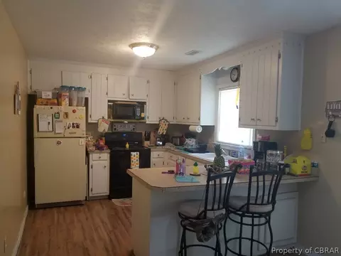 4860 Hickory Fork Rd, Gloucester, VA 23061 photo 5