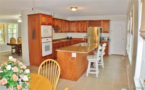 8412 Waverley Ln, Gloucester, VA 23061 photo 12