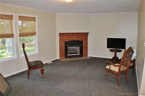 8412 Waverley Ln, Gloucester, VA 23061 photo 14