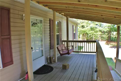 8412 Waverley Ln, Gloucester, VA 23061 photo 8