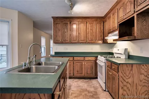 3401 Enos Rd, Gloucester, VA 23061 photo 13