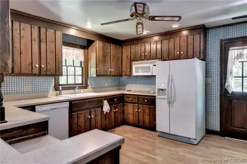 102 Pinepoint Rd, Williamsburg, VA 23185 photo 11