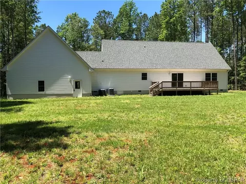 28 Hartfield Grn, Hartfield, VA 23071 photo 10