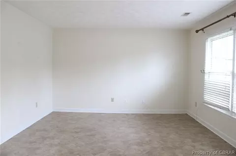 4 Pasadena Ct, Hampton, VA 23669 photo 4