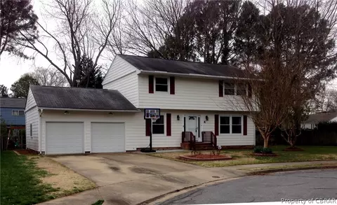 4 Pasadena Ct, Hampton, VA 23669 photo 2