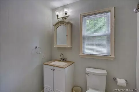 7232 Deer Run Dr, Gloucester, VA 23061 photo 17