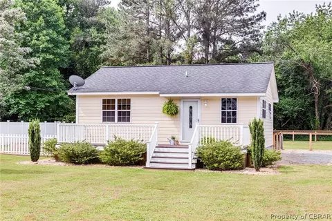 606 Johns Neck Rd, Weems, VA 22576 photo 3