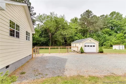 606 Johns Neck Rd, Weems, VA 22576 photo 28