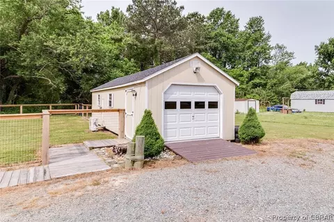 606 Johns Neck Rd, Weems, VA 22576 photo 19