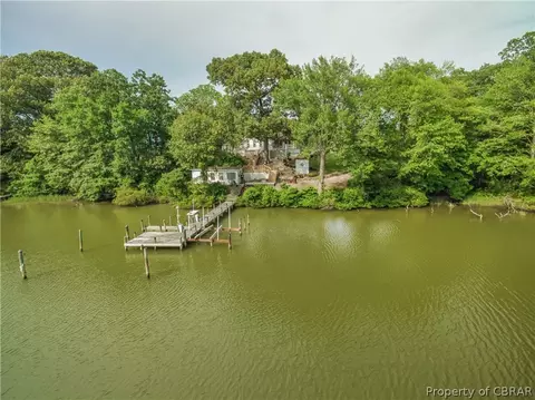 649 Plainview Rd, Topping, VA 23169 photo 31