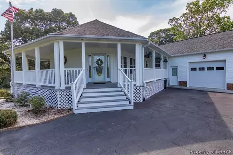 649 Plainview Rd, Topping, VA 23169 photo 5