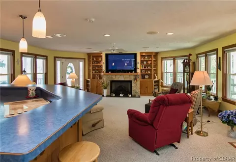649 Plainview Rd, Topping, VA 23169 photo 10