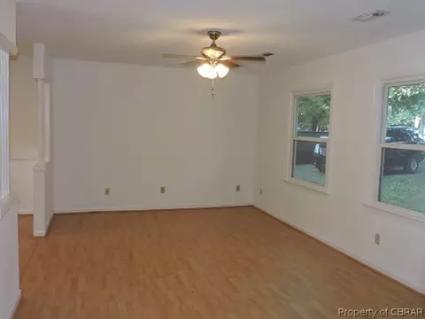 7602 Walnut Rd, Gloucester, VA 23061 photo 4