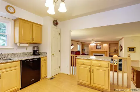 101 Granite Pl, Williamsburg, VA 23185 photo 11