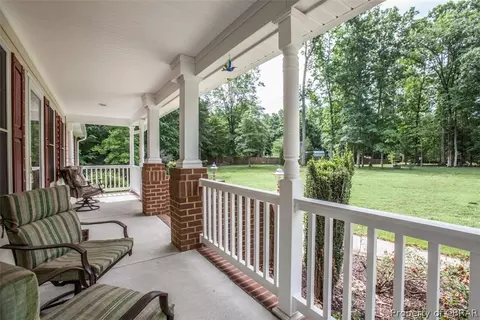 6441 Fleming Rilee Ln, Gloucester, VA 23061 photo 4