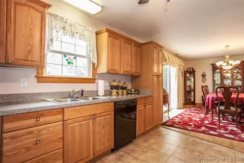 6441 Fleming Rilee Ln, Gloucester, VA 23061 photo 24
