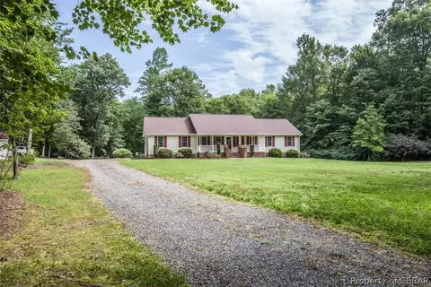 6441 Fleming Rilee Ln, Gloucester, VA 23061 photo 3