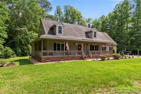8097 Tranquil Dr, Gloucester, VA 23061 photo 5