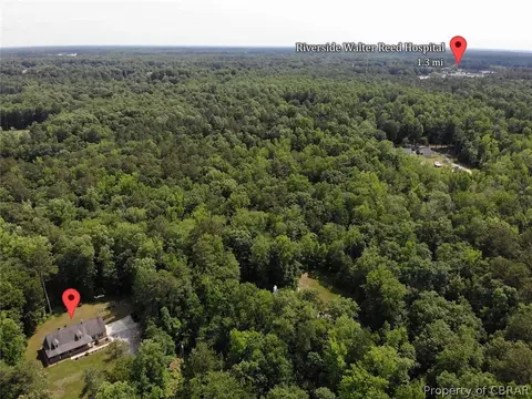 8097 Tranquil Dr, Gloucester, VA 23061 photo 2