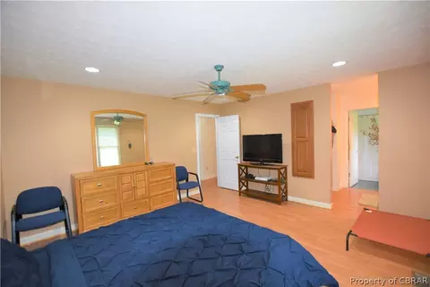 8448 Woodhaven Dr, Gloucester, VA 23061 photo 27