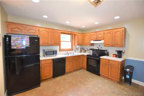 8448 Woodhaven Dr, Gloucester, VA 23061 photo 18