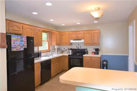 8448 Woodhaven Dr, Gloucester, VA 23061 photo 19