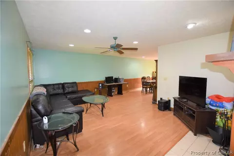 8448 Woodhaven Dr, Gloucester, VA 23061 photo 11
