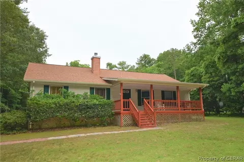 8448 Woodhaven Dr, Gloucester, VA 23061 photo 2