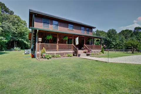 9333 Sheldon Ln, Gloucester, VA 23061 photo 4