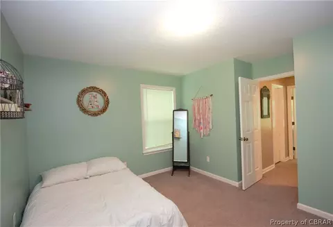 8821 Marlfield Rd, Gloucester, VA 23061 photo 16
