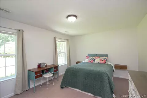 8821 Marlfield Rd, Gloucester, VA 23061 photo 10