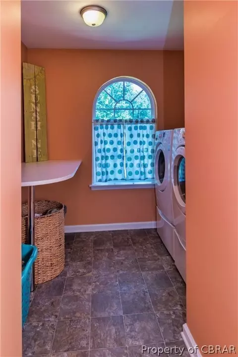 8398 Patrick Henry Way, Gloucester, VA 23061 photo 20