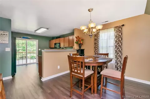7366 Jeanne Dr, Gloucester, VA 23061 photo 10