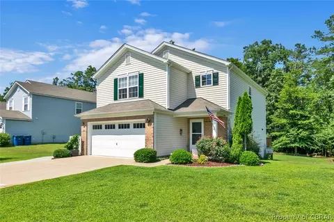7366 Jeanne Dr, Gloucester, VA 23061 photo 1