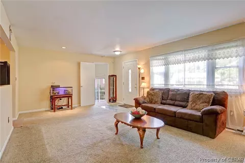 15 Freda Ct, Hampton, VA 23666 photo 4