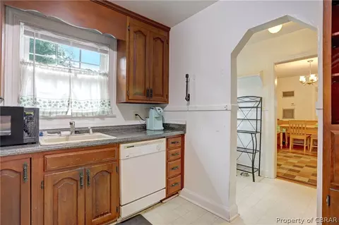 310 Manteo Ave, Hampton, VA 23661 photo 14