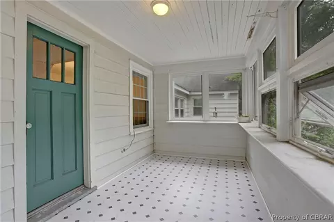 310 Manteo Ave, Hampton, VA 23661 photo 9