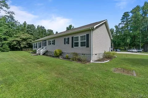 7647 Paynes Landing Rd, Gloucester, VA 23061 photo 1