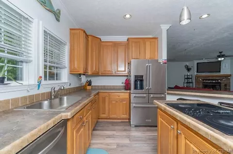 7647 Paynes Landing Rd, Gloucester, VA 23061 photo 13