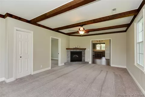 1922 Hayes Rd, Gloucester Point, VA 23062 photo 4