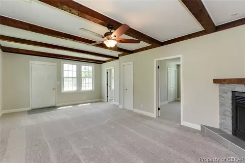 1922 Hayes Rd, Gloucester Point, VA 23062 photo 6