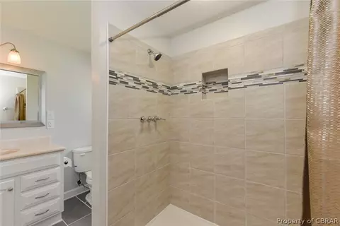 1922 Hayes Rd, Gloucester Point, VA 23062 photo 18